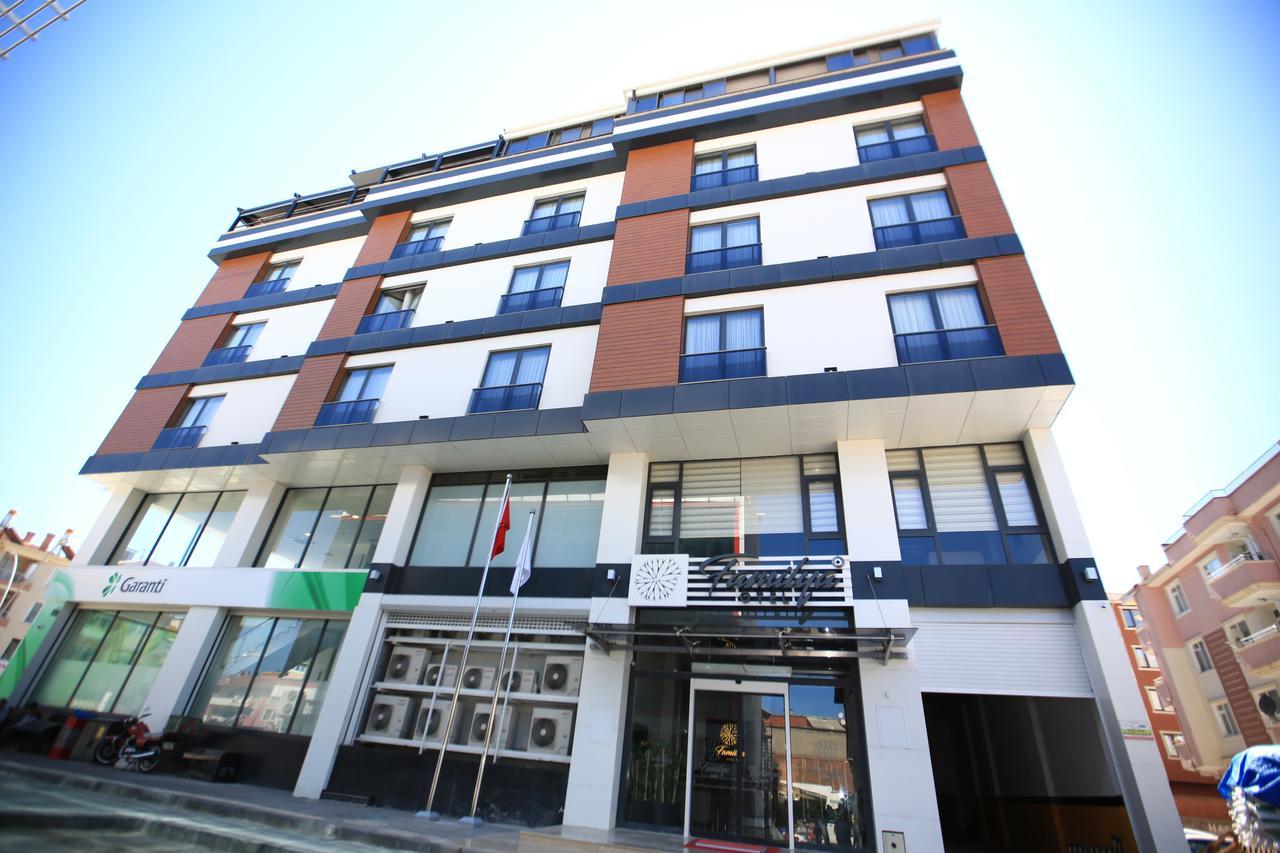 Familya Otel Erbaa Экстерьер фото